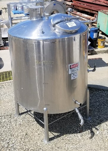 used 550 Gallon Stainless Steel Tank.  Slope and Convex Bottom, Dish Top.  58